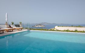 Lamar Private Luxury Villas